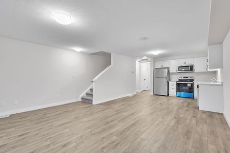 For Lease - 19 Wilkinson Avenue, Cambridge, Ontario - Photo 5