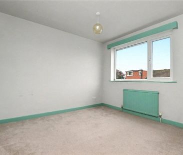 3 bedroom semi-detached house to rent - Photo 6