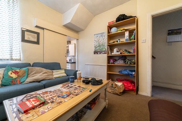 Allensbank Road, Heath - Photo 1