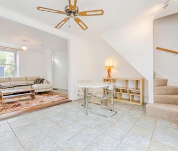 2 bedroom house to rent - Photo 2
