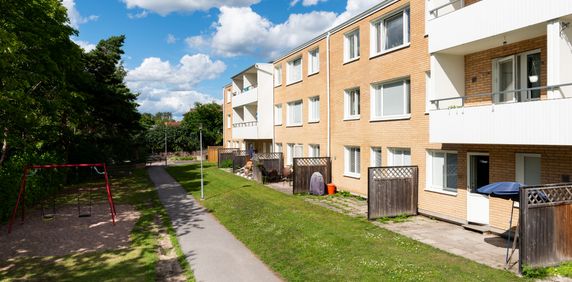 Carl Wahrens väg 20 B - Photo 2