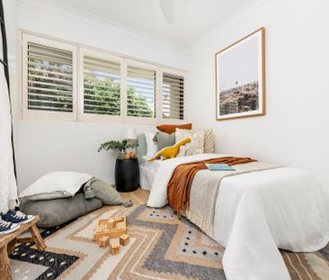 Wonderfully Renovated Three Bedroom Townhouse in Peaceful Complex - Photo 3