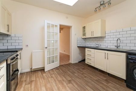 19 London Road, Ravenhill, Belfast, BT6 8EY - Photo 2