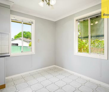 3 Bedroom Home in Penrith - Photo 2
