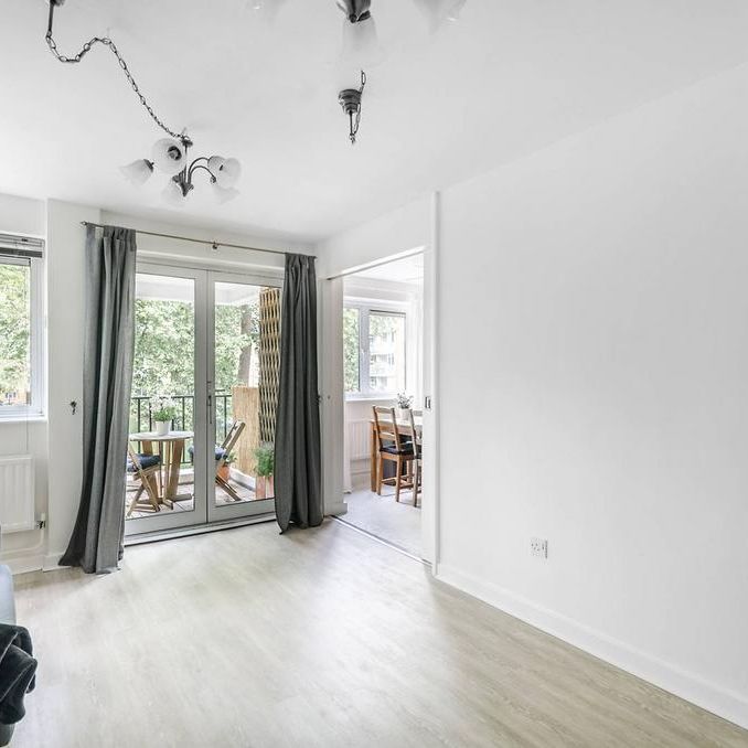 1 bedroom flat to rent - Photo 1