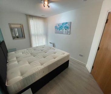 2 bedroom flat to rent - Photo 4