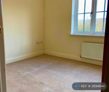 2 bedroom semi-detached house to rent - Photo 2