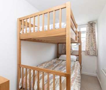 2 bedroom terraced house to rent - Photo 3