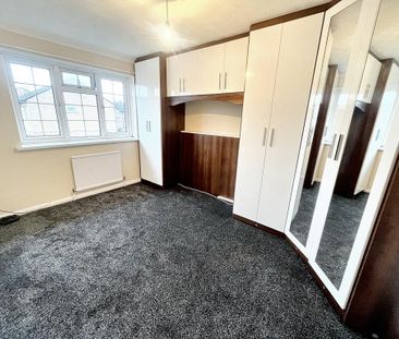 3 bedroom link detached house to rent - Photo 1