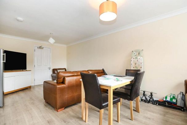 5 bedroom detached house to rent - Photo 1