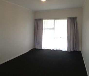 Tidy unit in Tikipunga - Photo 1