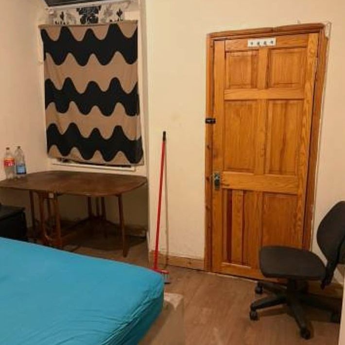 Room in a Shared House, Greenhill Road, M8 - Photo 1