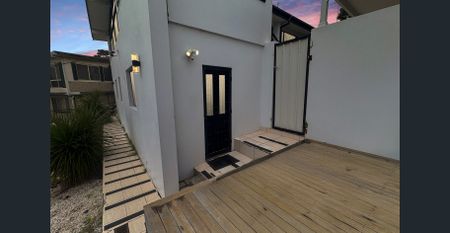 Studio Living Made Simple - Photo 5