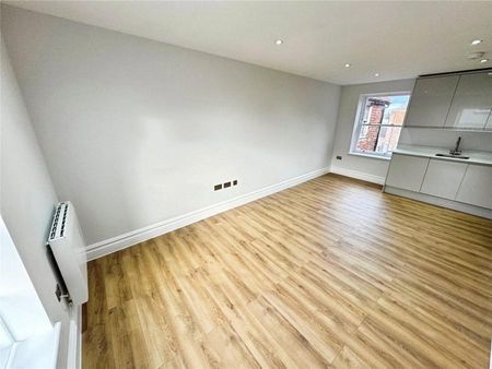 Station Road, Harlow, Essex - Photo 3