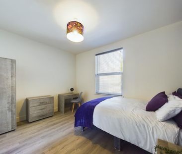 1 bedroom in a house share to rent - Photo 4