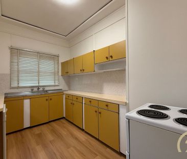 Updated Three Bedroom, Family Home! - Photo 2