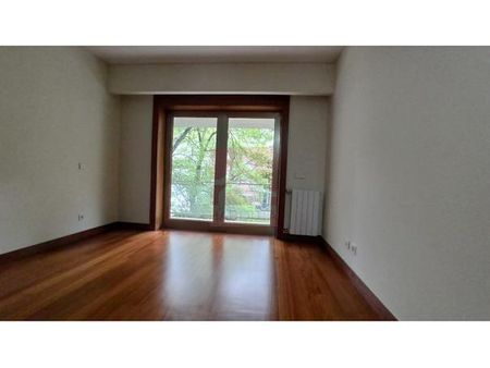 Apartamento T5 - Photo 2