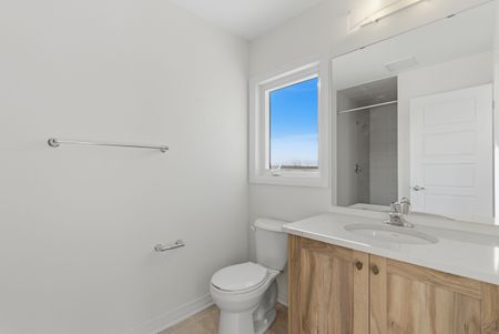 For Lease - 138 Aviron Crescent, Welland, Ontario - Photo 4