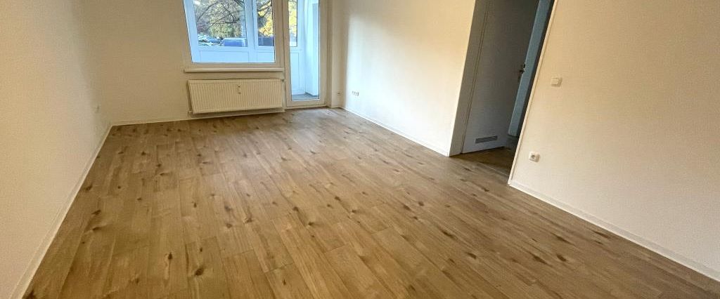 Jetzt zugreifen! Renovierte 3-Zimmer-Wohnung mit Loggia in Wolfsburg Vorsfelde - Photo 1