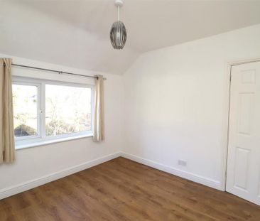 3 bedroom end of terrace house to rent - Photo 6