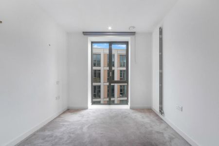 3 bedroom apartment to rent - Photo 4