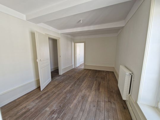 Location Appartement 5 pièces 169m² - Photo 1