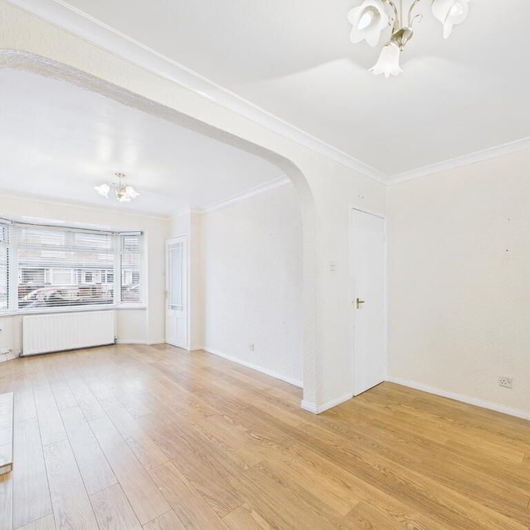 24 York Parade, Belfast, BT15 3QZ - Photo 1