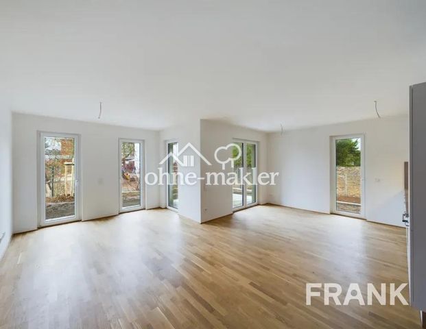 Hochwertig wohnen in Frankfurt-Eschersheim – Neubau mit Einbauküche & Südwest-Terrasse - Photo 1