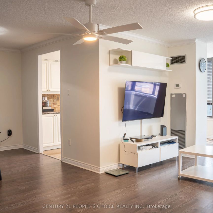 7601 Bathurst Street #1105 - Photo 1