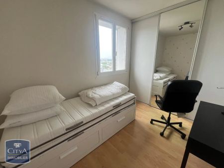 Appartement à louer 4 pièces 83.33m² - Photo 2