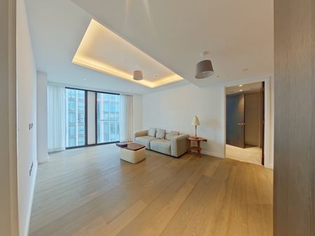 2 Bed Flat, One Thames City, SW8 - Photo 2