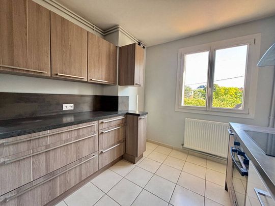 Location appartement 4 pièces 69.05 m² à Évreux (27000) - Photo 1