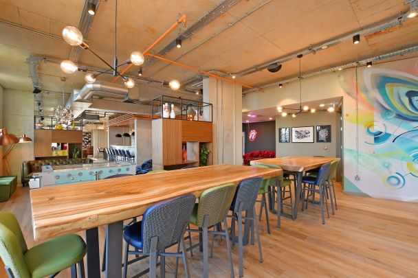 Bronze Studio - Photo 1