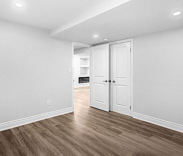 For Lease - 288 Sixteen Mile Drive, Oakville, Ontario - Photo 3