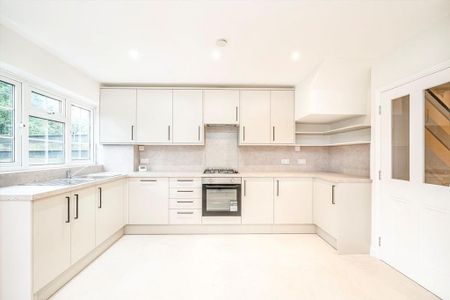 4 bedroom house to rent - Photo 3