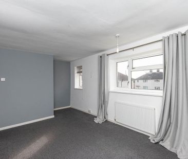 2 bedroom semi-detached house to rent - Photo 2