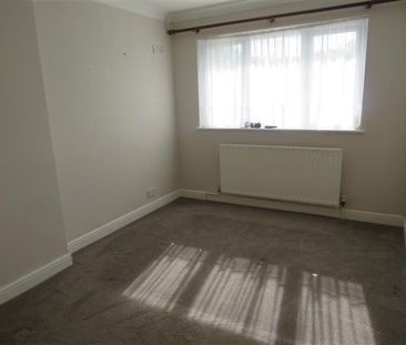 3 bedroom property to rent - Photo 4