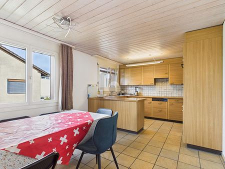 COMPLETELY FURNISHED LIVING OASIS FOR A PERIOD OF TIME - Photo 4