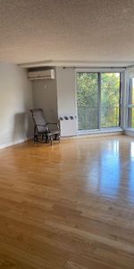 CONDO 4 1/2 À LOUER - Photo 3