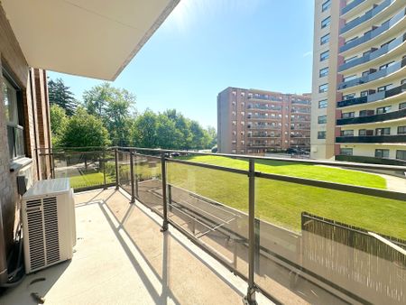 For Lease - 135 Allan Street Unit# 204, Oakville, Ontario - Photo 4