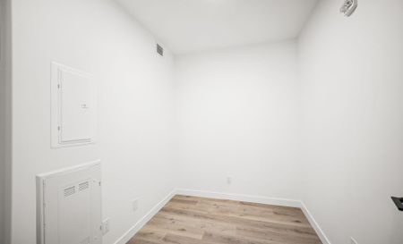 Primrose: Gold Accents – 1800 Leila, Winnipeg, MB - Photo 4