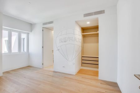 Apartamento T4 em Lisboa - Photo 4