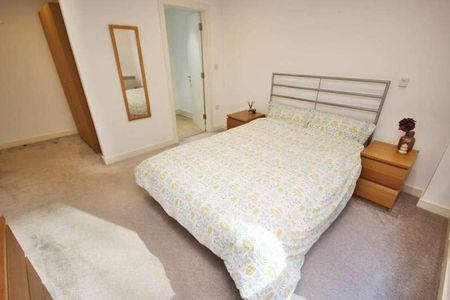 Arundel Street, Manchester, M15 - Photo 2