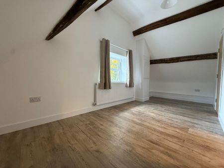 Dove Bank, Uttoxeter - Photo 2