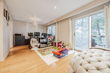 For Lease - 109 Robert Hicks Drive, Toronto, Ontario - Photo 2