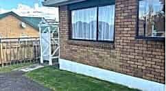 2 Bedroom on Queen St - Photo 5