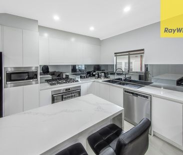 Modern 3-Bedroom Home in prime location - Photo 5