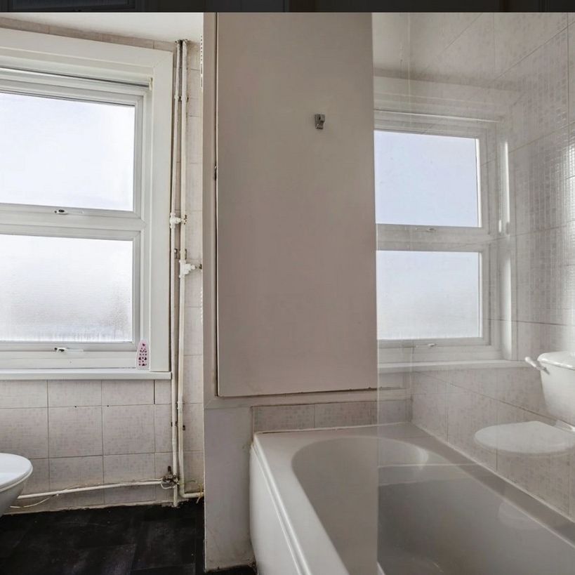 Penge Road, Croydon, SE20 7 - Photo 1