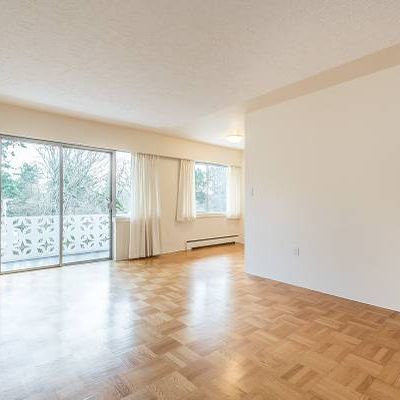 Beacon Tower - 1 Bedroom 55+ Building - Available Now - Photo 4