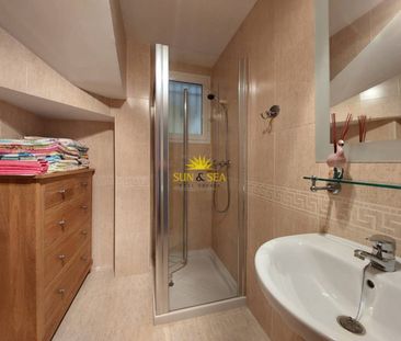 THREE-BEDROOM VILLA – ALICANTE - Photo 2